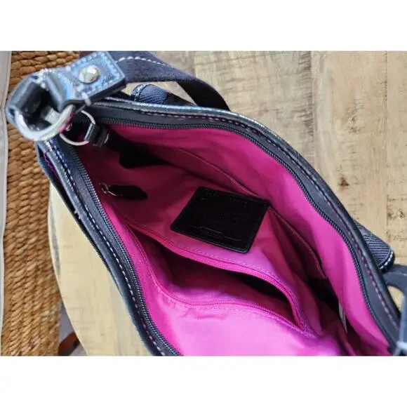 Coach Black Signature Ashley Shoulder Bag F16550 EUC Logo Charm - Picture 13 of 16